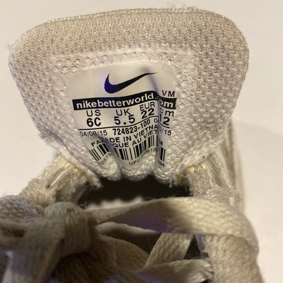 NIKE Air Max 90 Running Shoes - Triple White - Toddler Size 6C - Picture 7 of 7